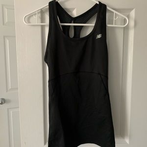 New Balance EUC workout top black S